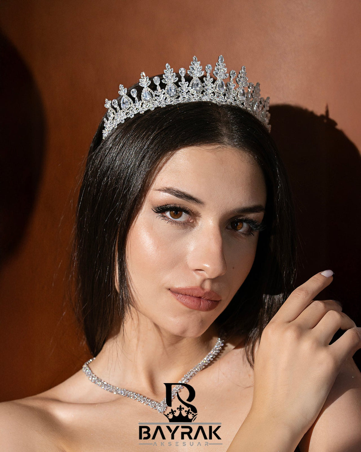 LB 2635 Crystal-Style Bridal Headpiece product photo 1