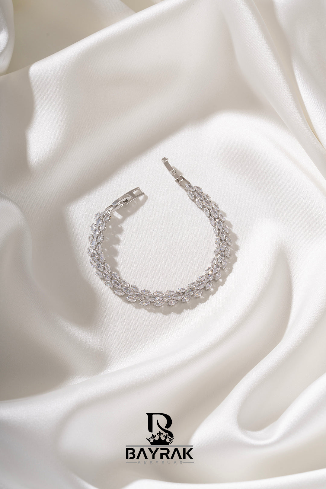 Mirel 336 Crystal-Style Fashion Bracelet product photo 1