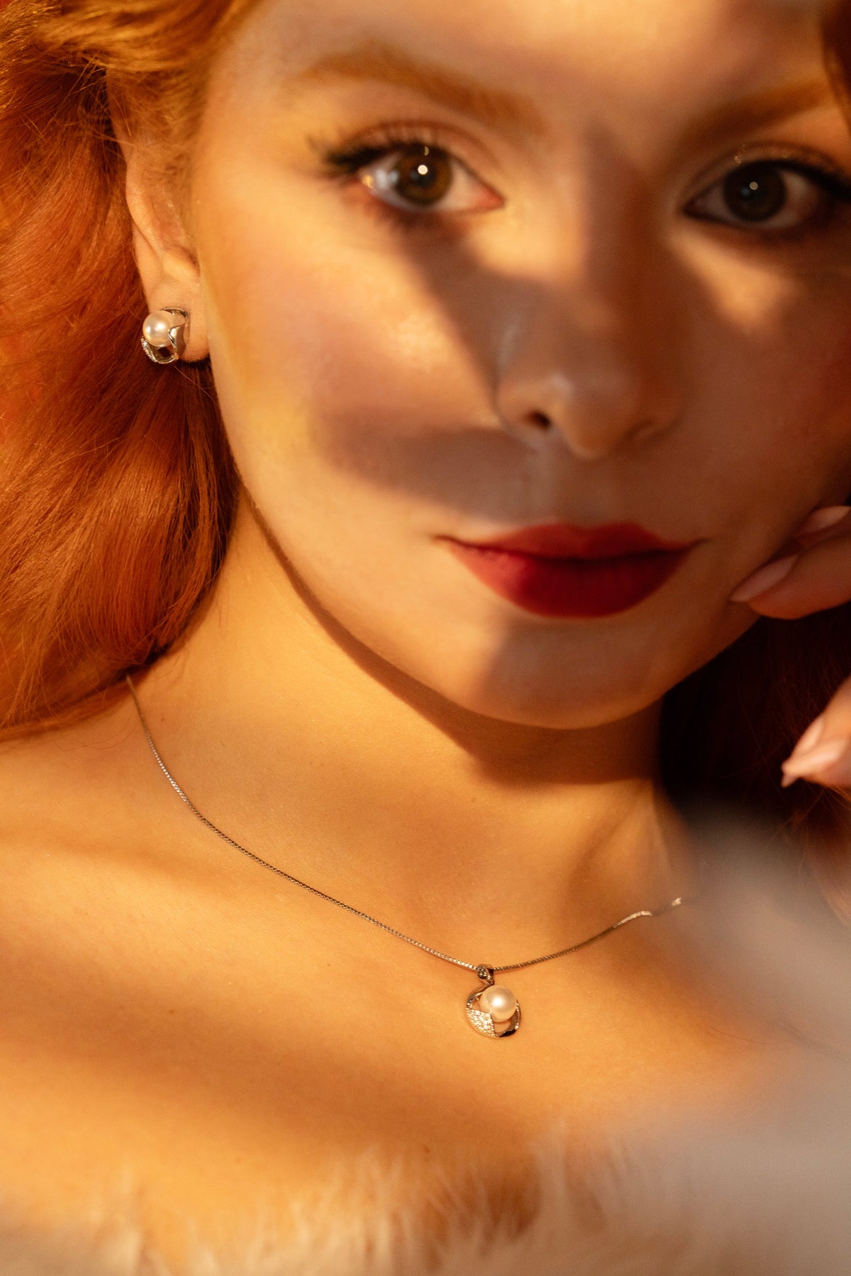 Lumi -204- Crystal-Style Fashion Jewelry Set product photo 2