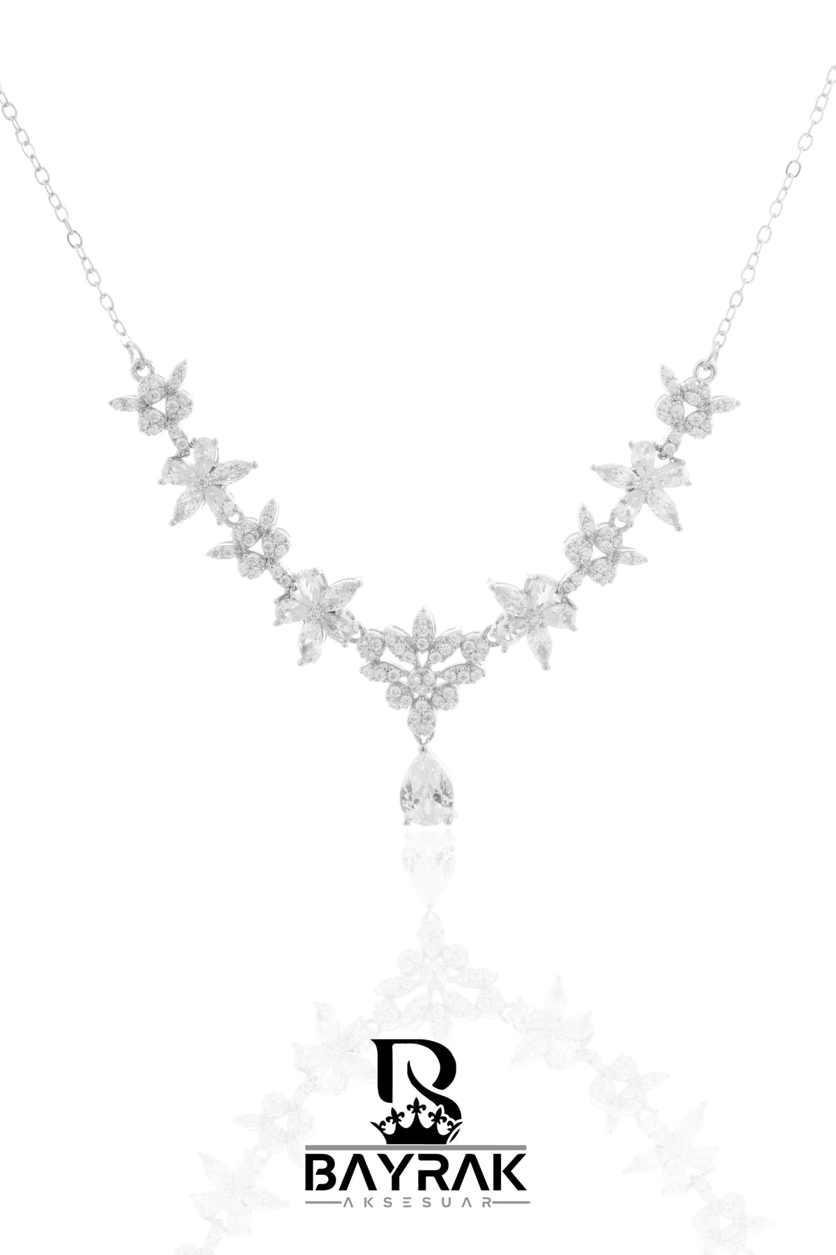 Ilaria 140 Crystal-Style Fashion Jewelry Set product photo 4