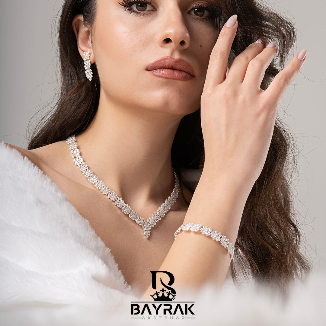 Ilaria 615 Crystal-Style Fashion Jewelry Set product photo 1