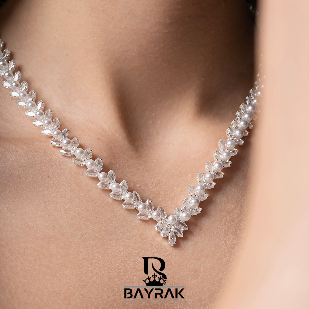 Ilaria 820 Crystal-Style Fashion Jewelry Set product photo 2