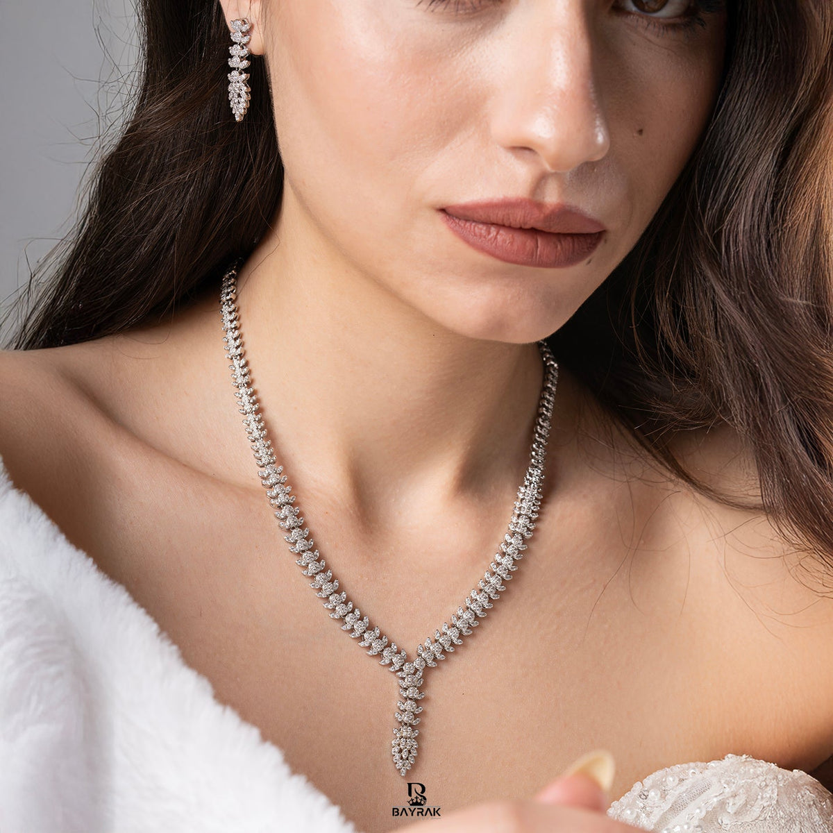 Ilaria 840 Crystal-Style Fashion Jewelry Set product photo 1