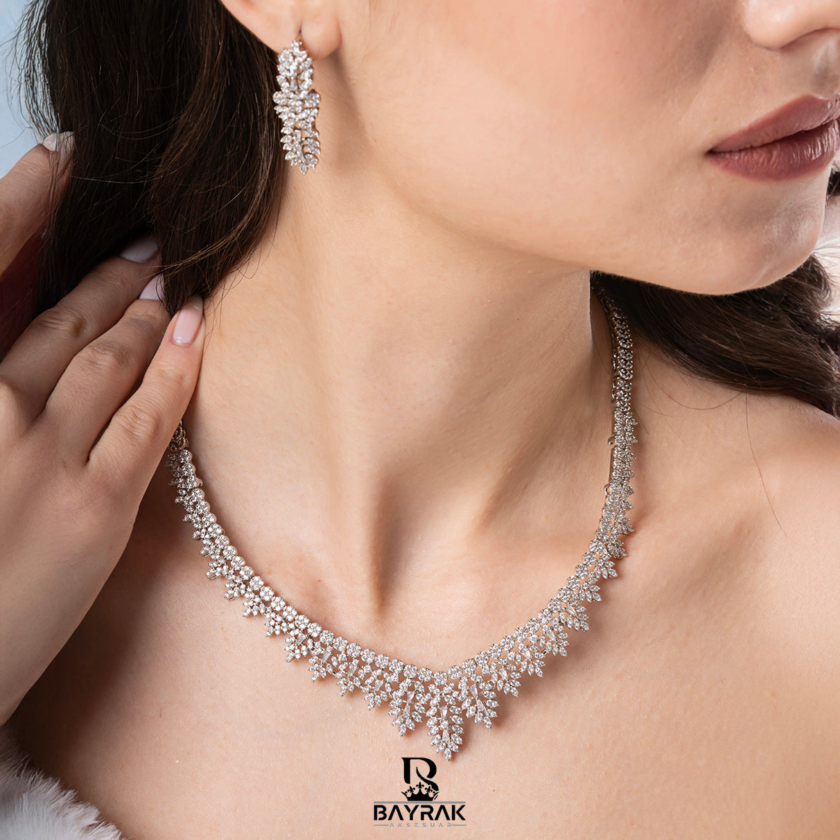 Ilaria 860 Crystal-Style Fashion Jewelry Set product photo 1
