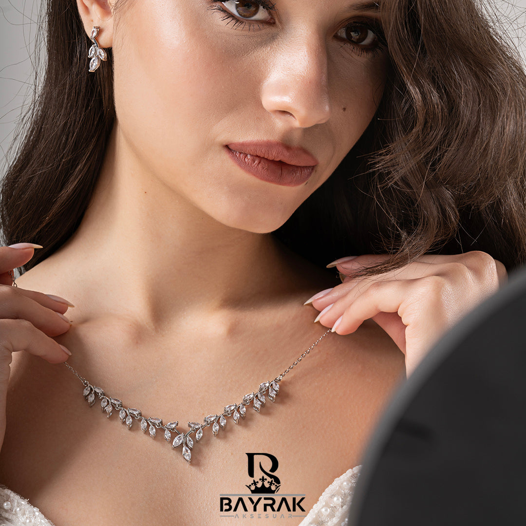 Ilaria 115 Crystal-Style Fashion Jewelry Set product photo 1