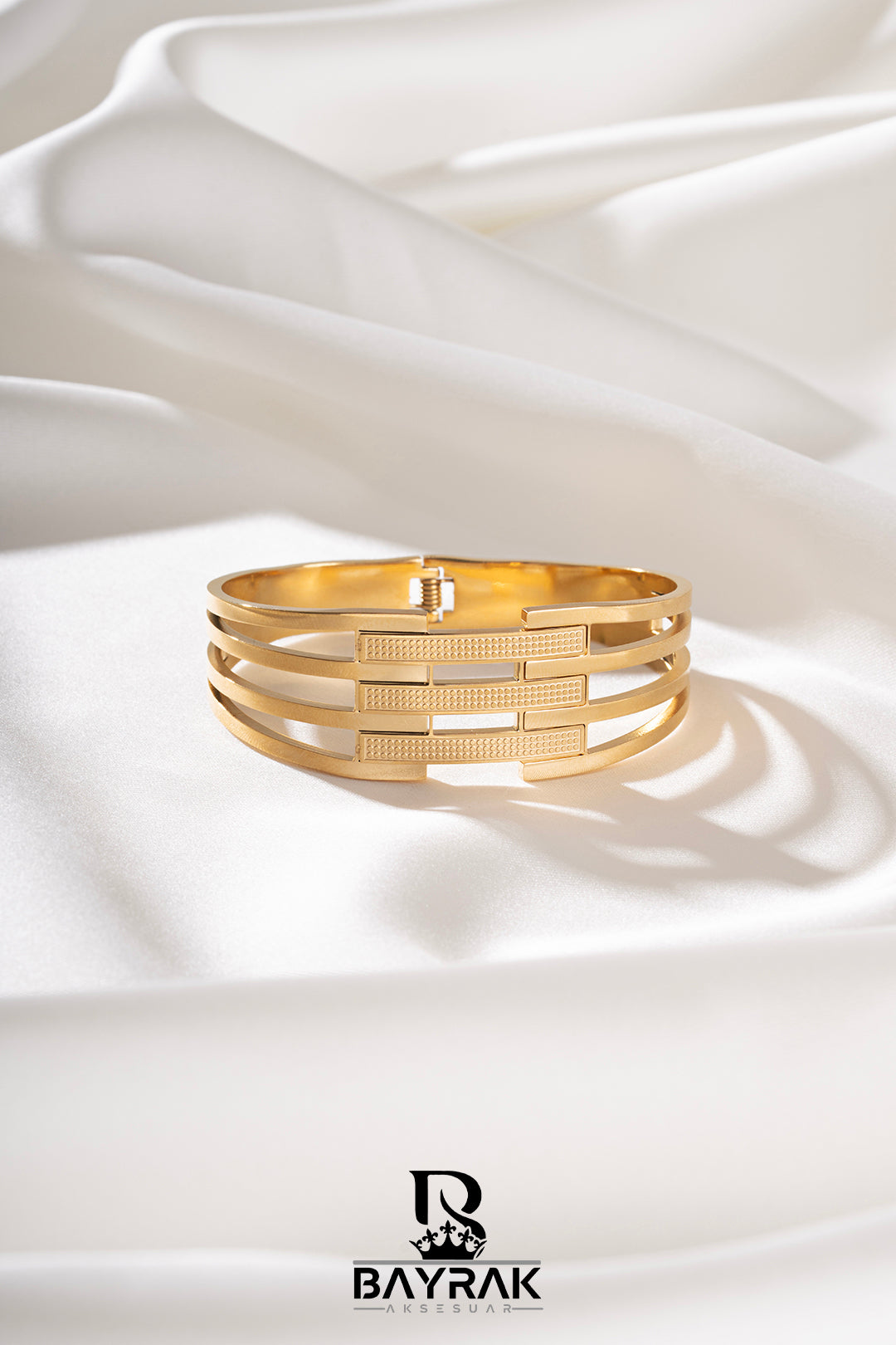 Mirel 362 Cuff Fashion Bracelet product photo 1