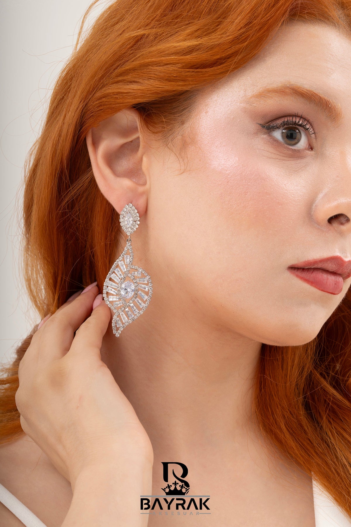 Elia -228- Crystal-Style Fashion Earrings product photo 2