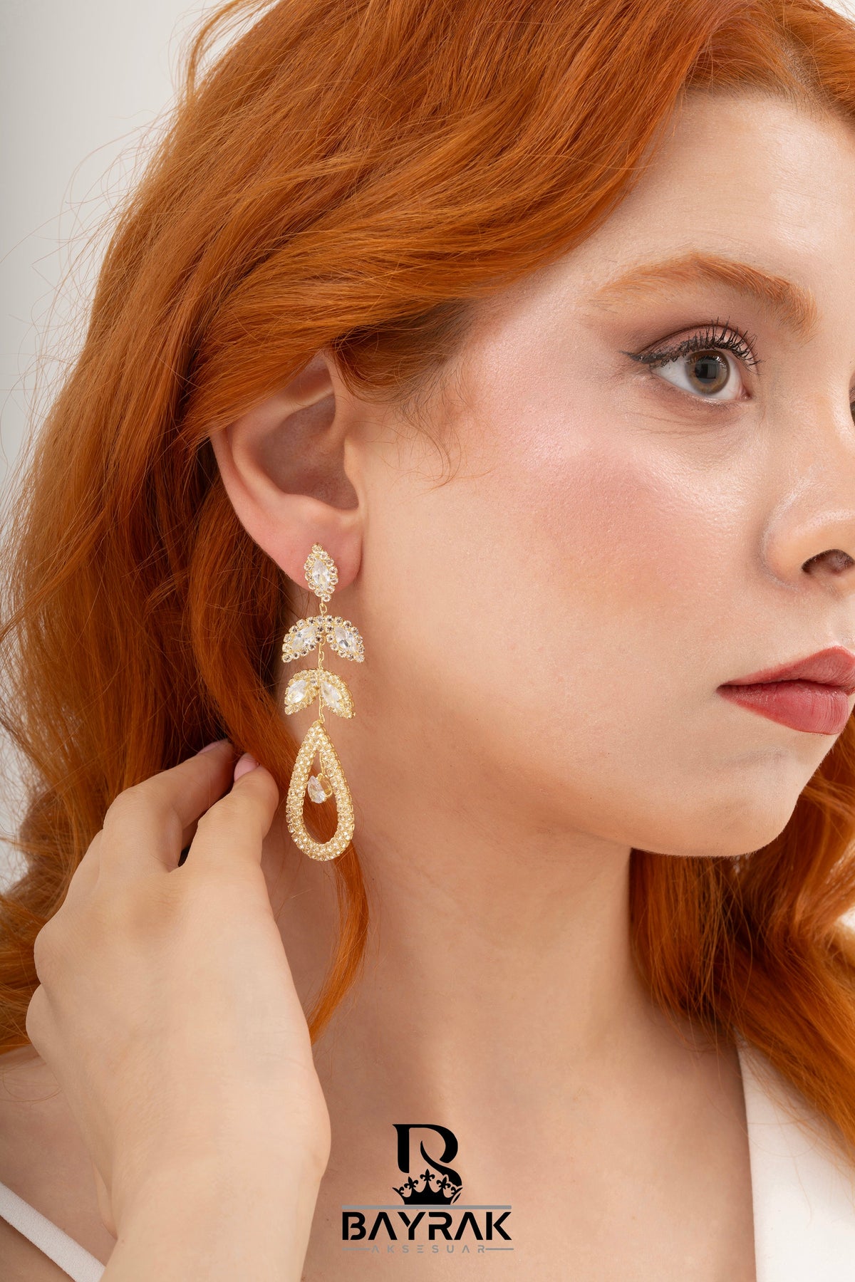 Elia -234- Crystal-Style Fashion Earrings product photo 4