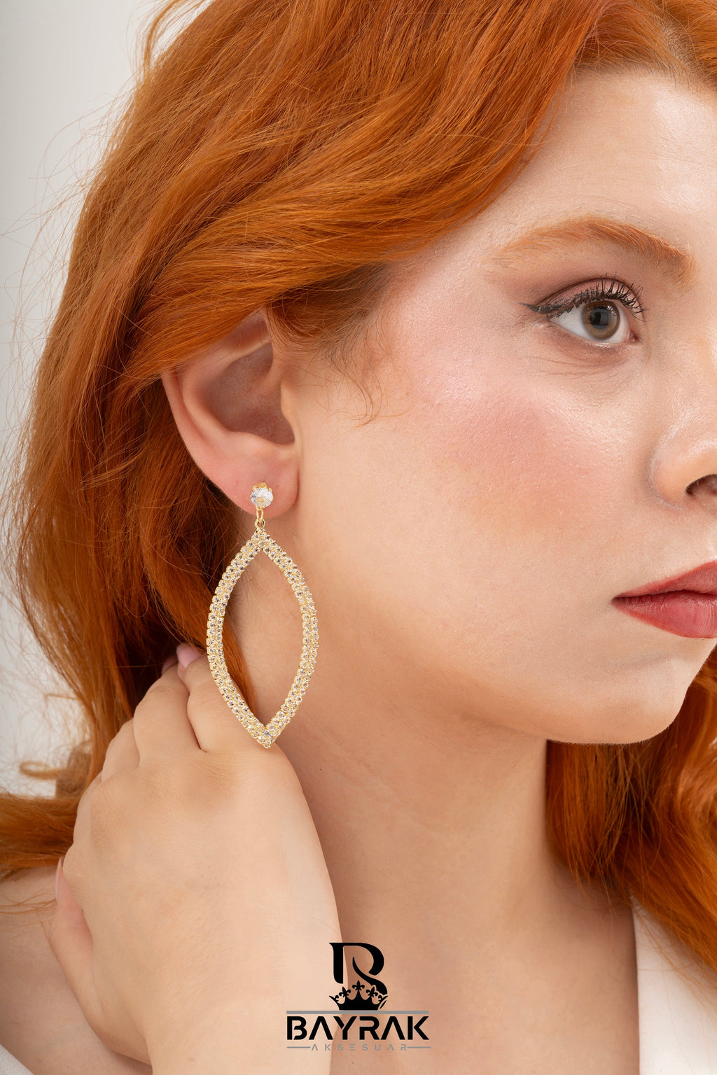 Elia -240- Crystal-Style Fashion Earrings product photo 4