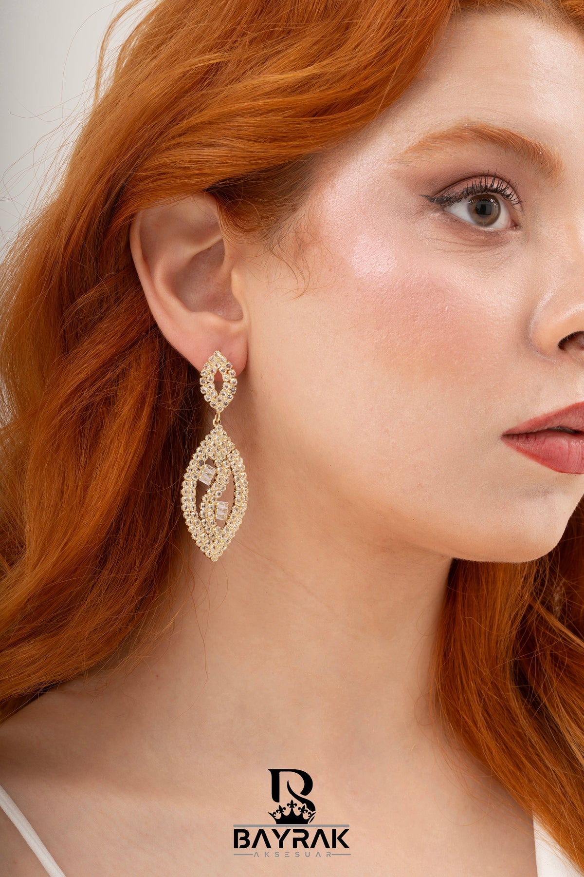 Elia -244- Crystal-Style Fashion Earrings product photo 2