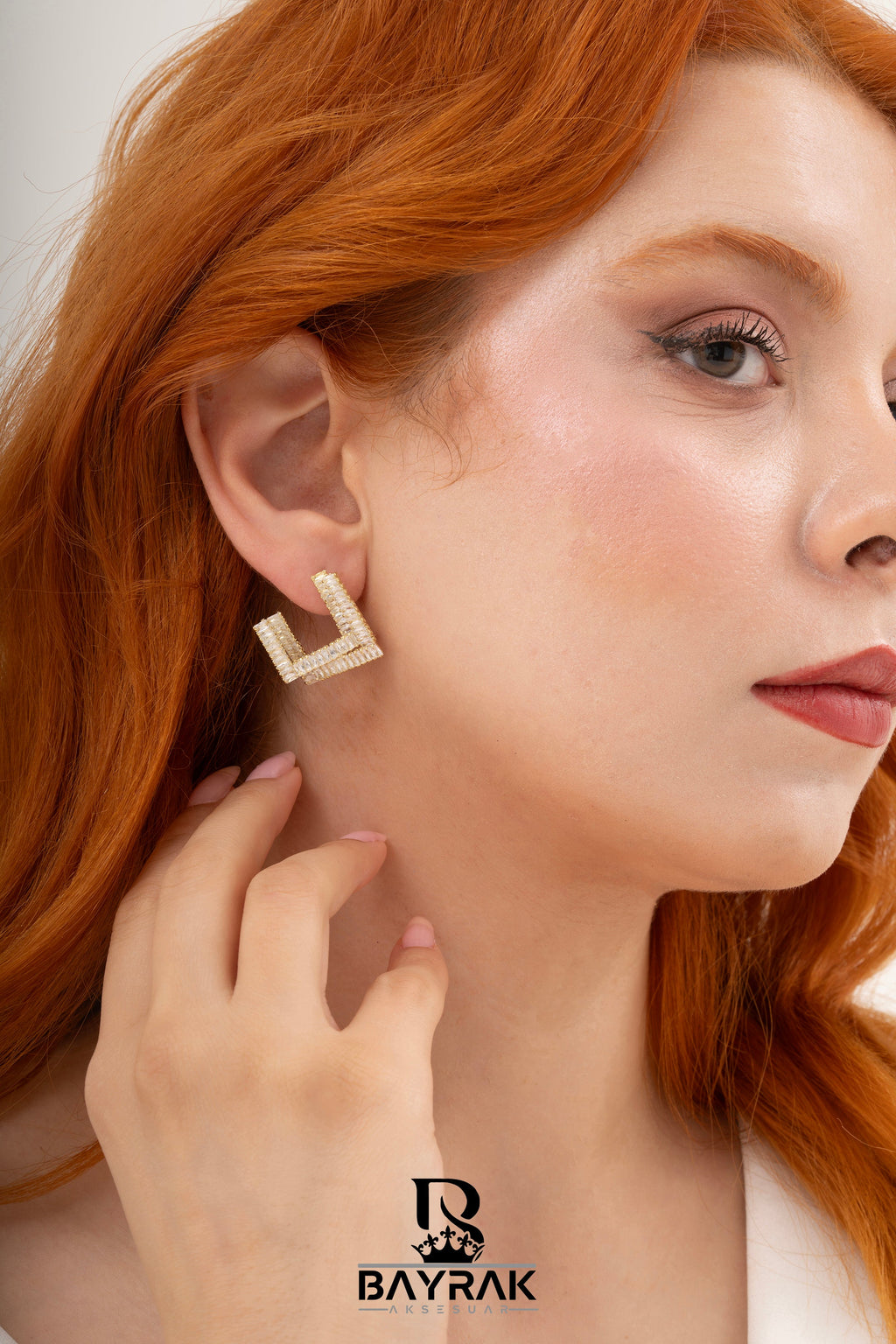 Elia -248- Crystal-Style Fashion Earrings product photo 4