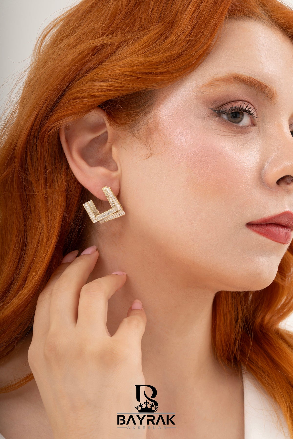 Elia -248- Crystal-Style Fashion Earrings product photo 4