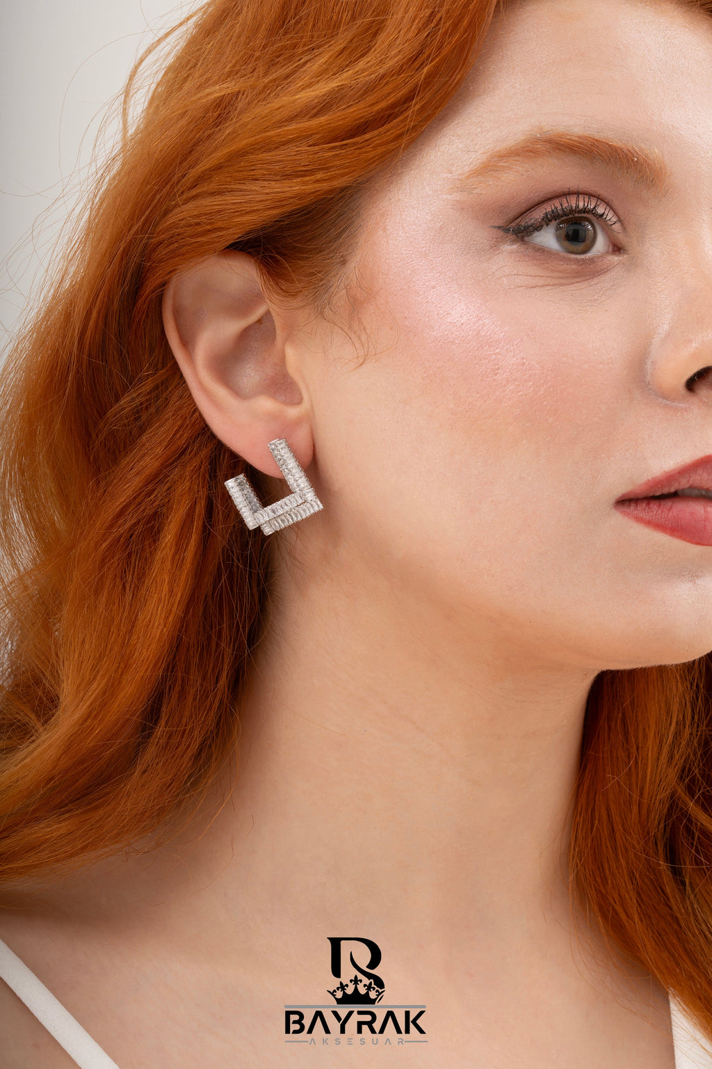 Elia -248- Crystal-Style Fashion Earrings product photo 2
