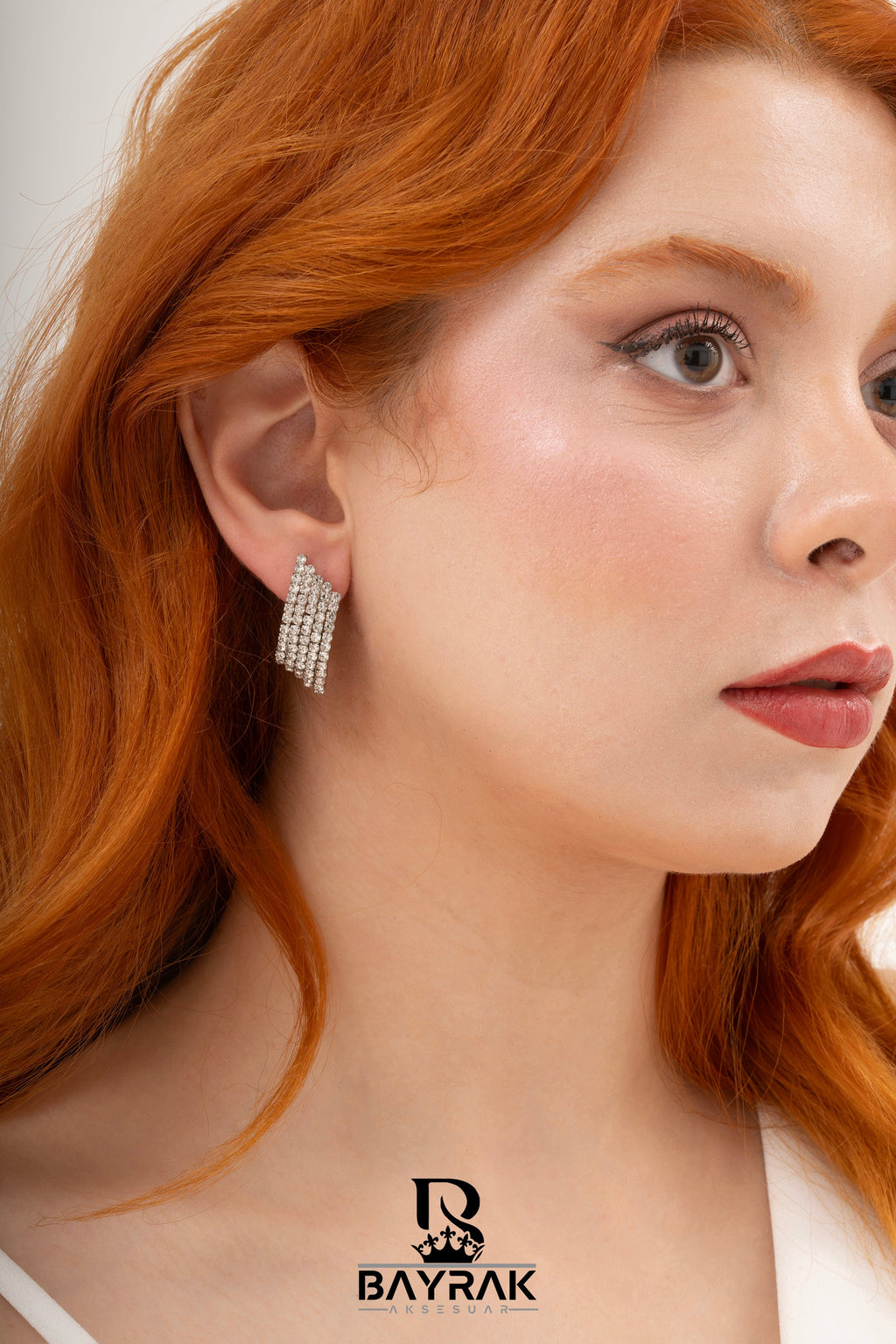 Elia -252- Crystal-Style Fashion Earrings product photo 2