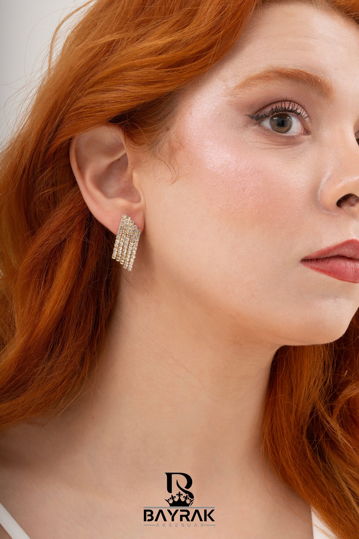 Elia -252- Crystal-Style Fashion Earrings product photo 4