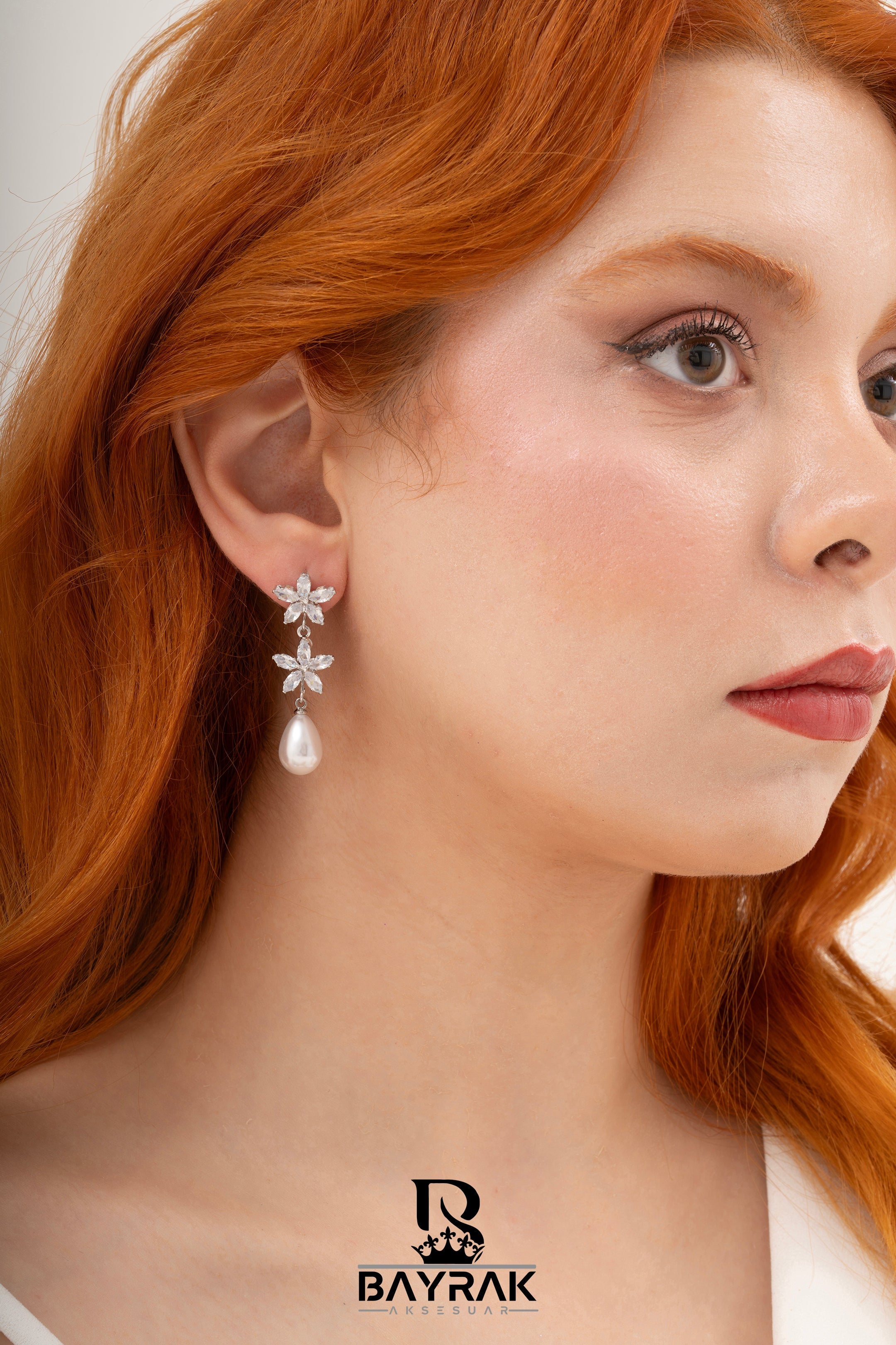 Elia -278- Crystal-Style Fashion Earrings product photo 2