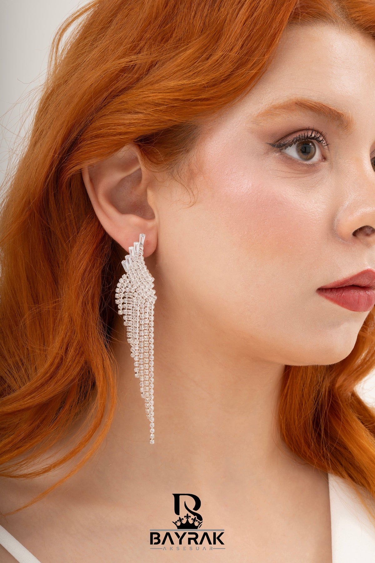 Elia -282- Crystal-Style Fashion Earrings product photo 2