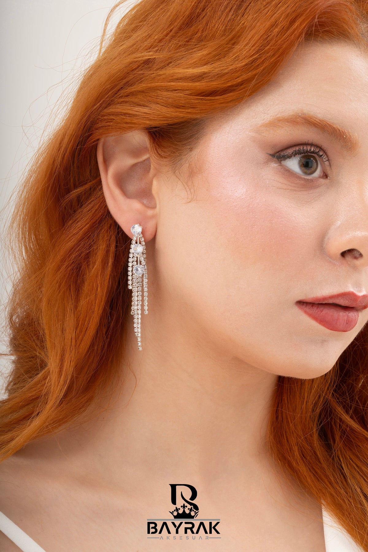 Elia -316- Crystal-Style Fashion Earrings product photo 2