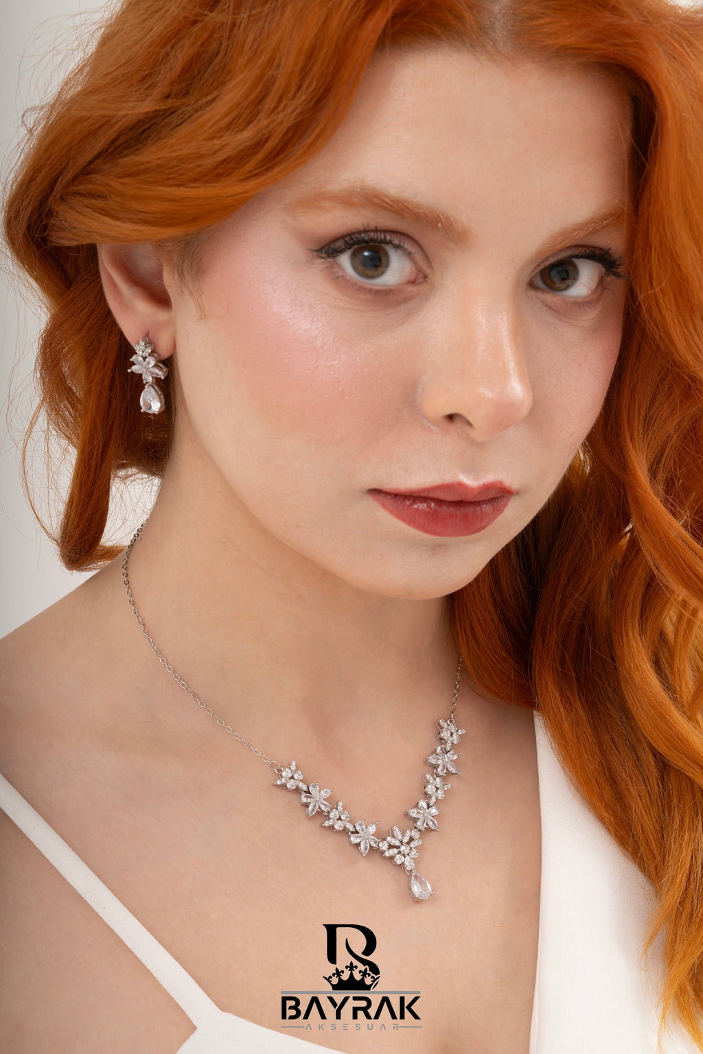Ilaria 140 Crystal-Style Fashion Jewelry Set product photo 2