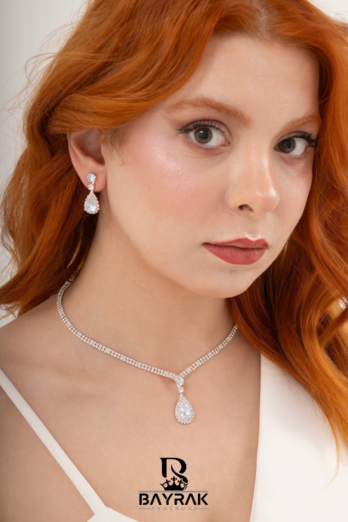 Ilaria 180 Crystal-Style Fashion Jewelry Set product photo 2