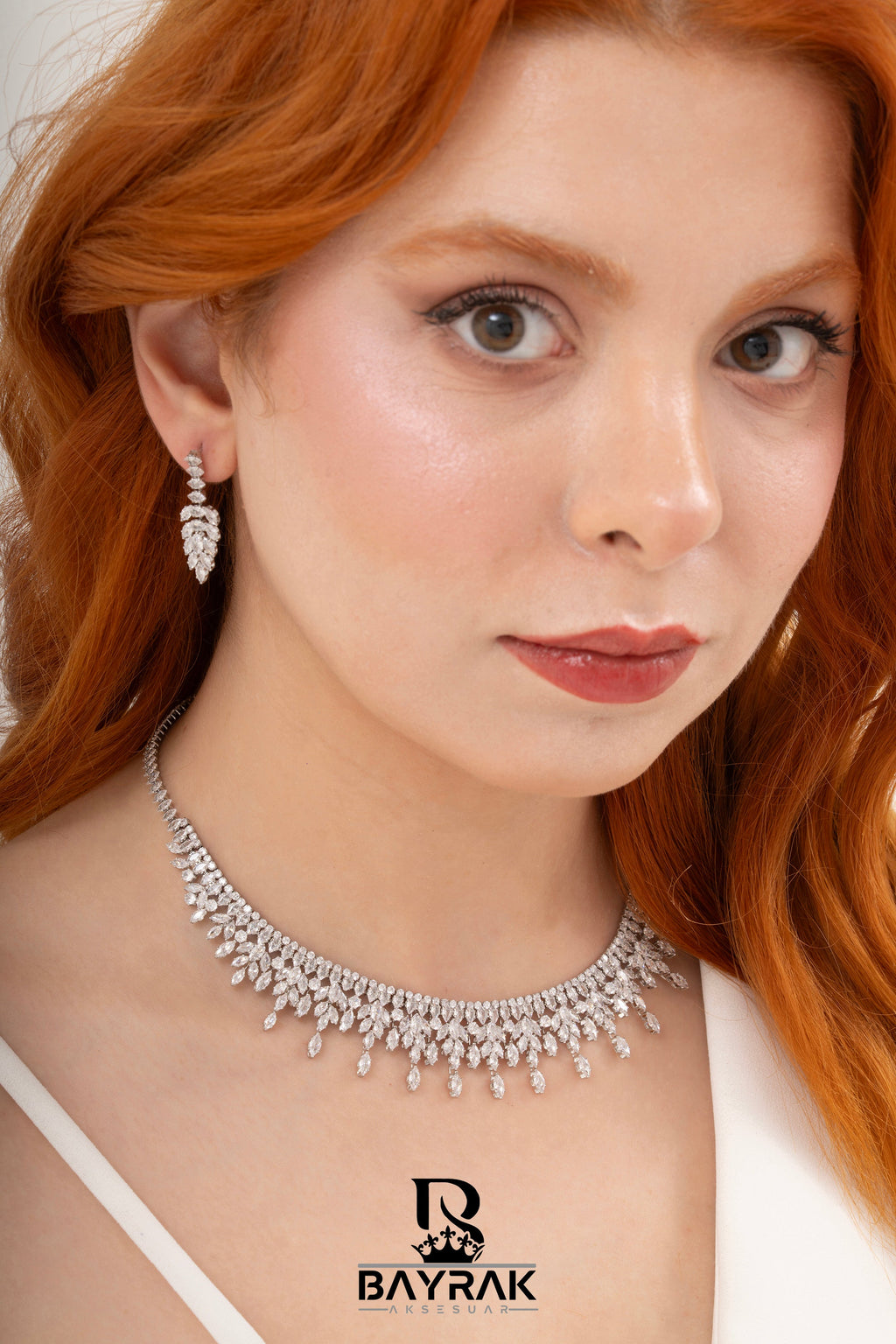 Ilaria 660 Crystal-Style Fashion Jewelry Set product photo 2