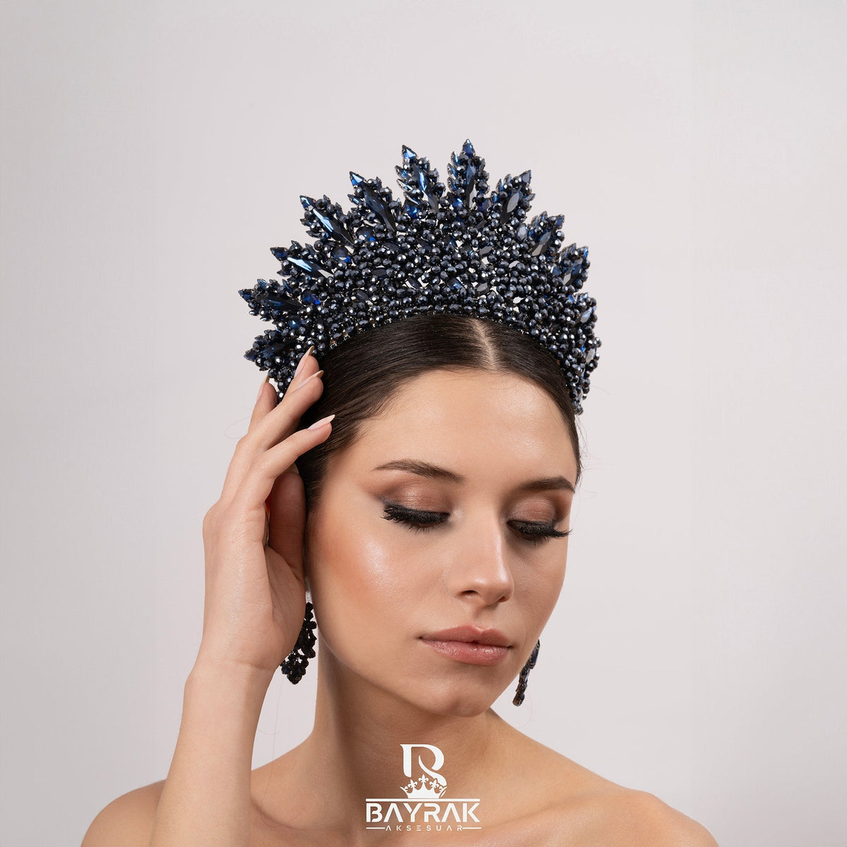 Hera -324- Bridal Headpiece product photo 3