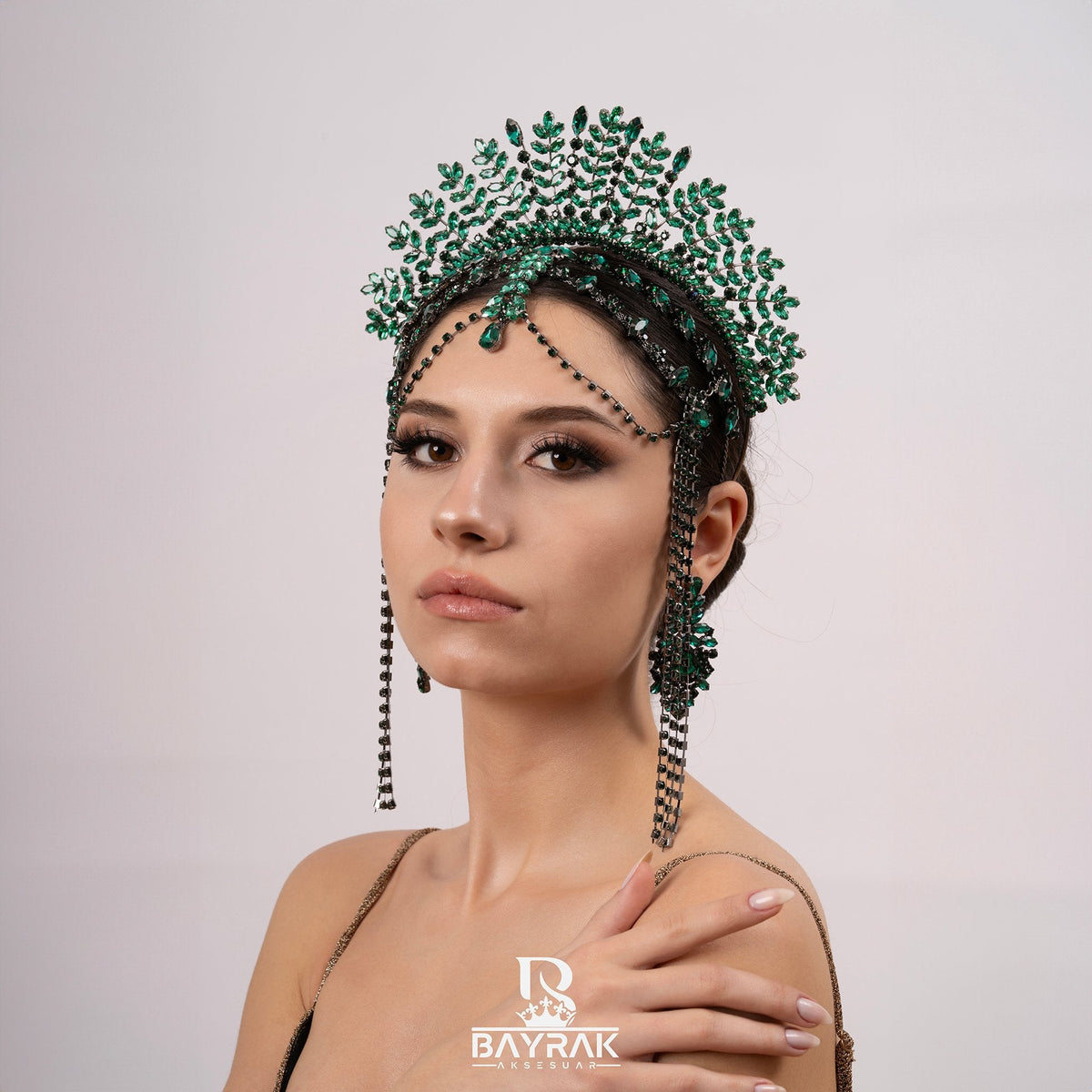 Maira -017- Bridal Headpiece product photo 3