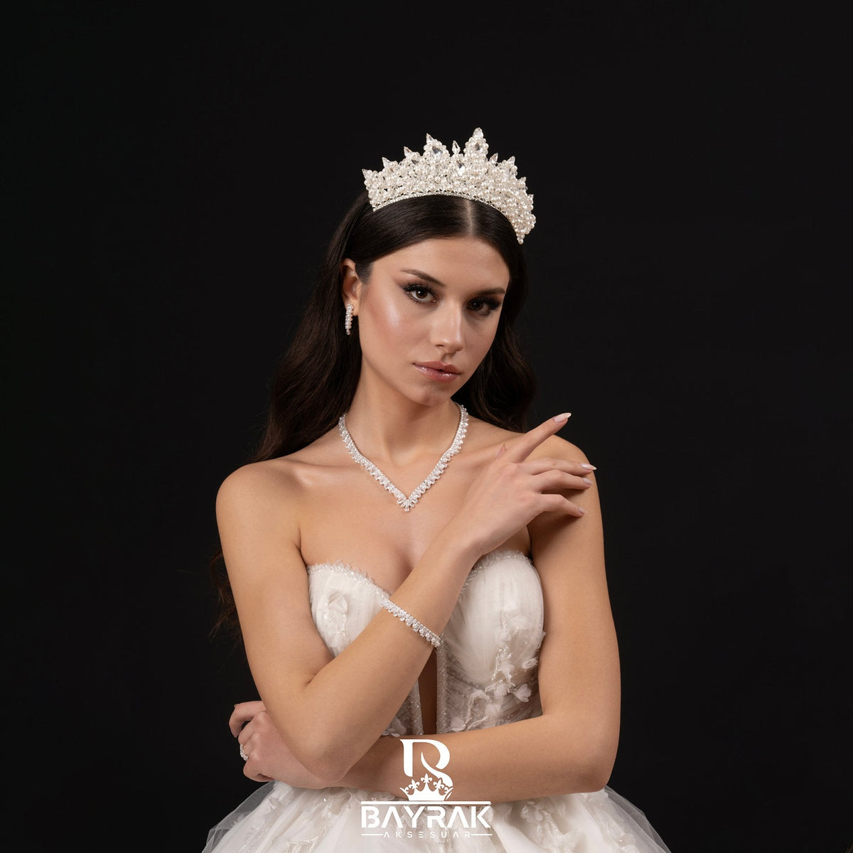 Perla -660- Bridal Headpiece product photo 1