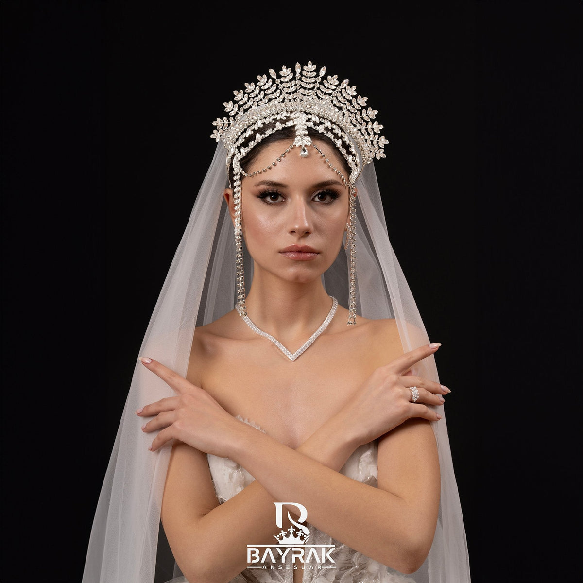 Maira -017- Bridal Headpiece product photo 4