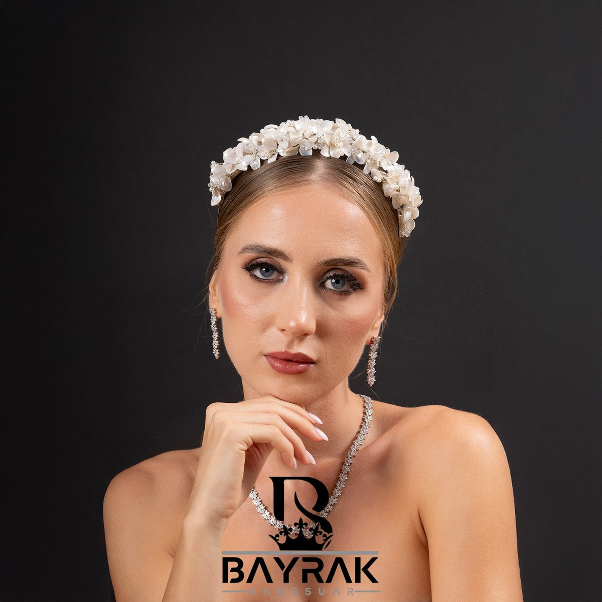 Resina 255 Crystal-Style Bridal Headpiece product photo 1