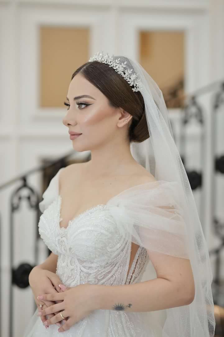 MIA-411- 3D Bridal Headpiece product photo 1
