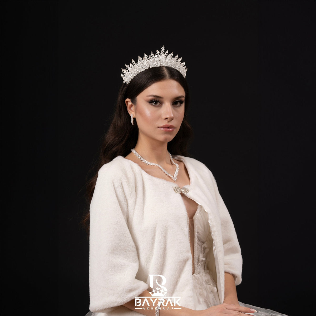 Perla -640- 3D Bridal Headpiece product photo 1