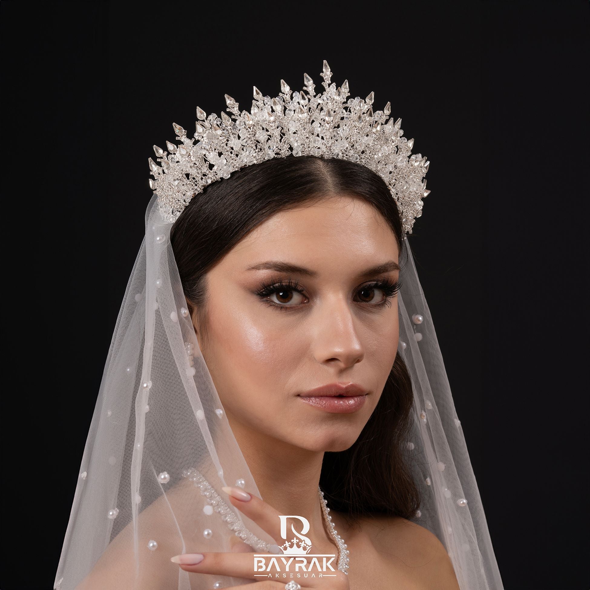 Perla -690- 3D Bridal Headpiece product photo 1