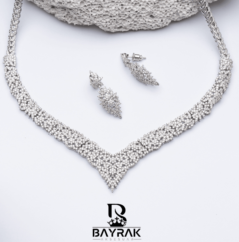Aura -703- Crystal-Style Fashion Jewelry Set product photo 2