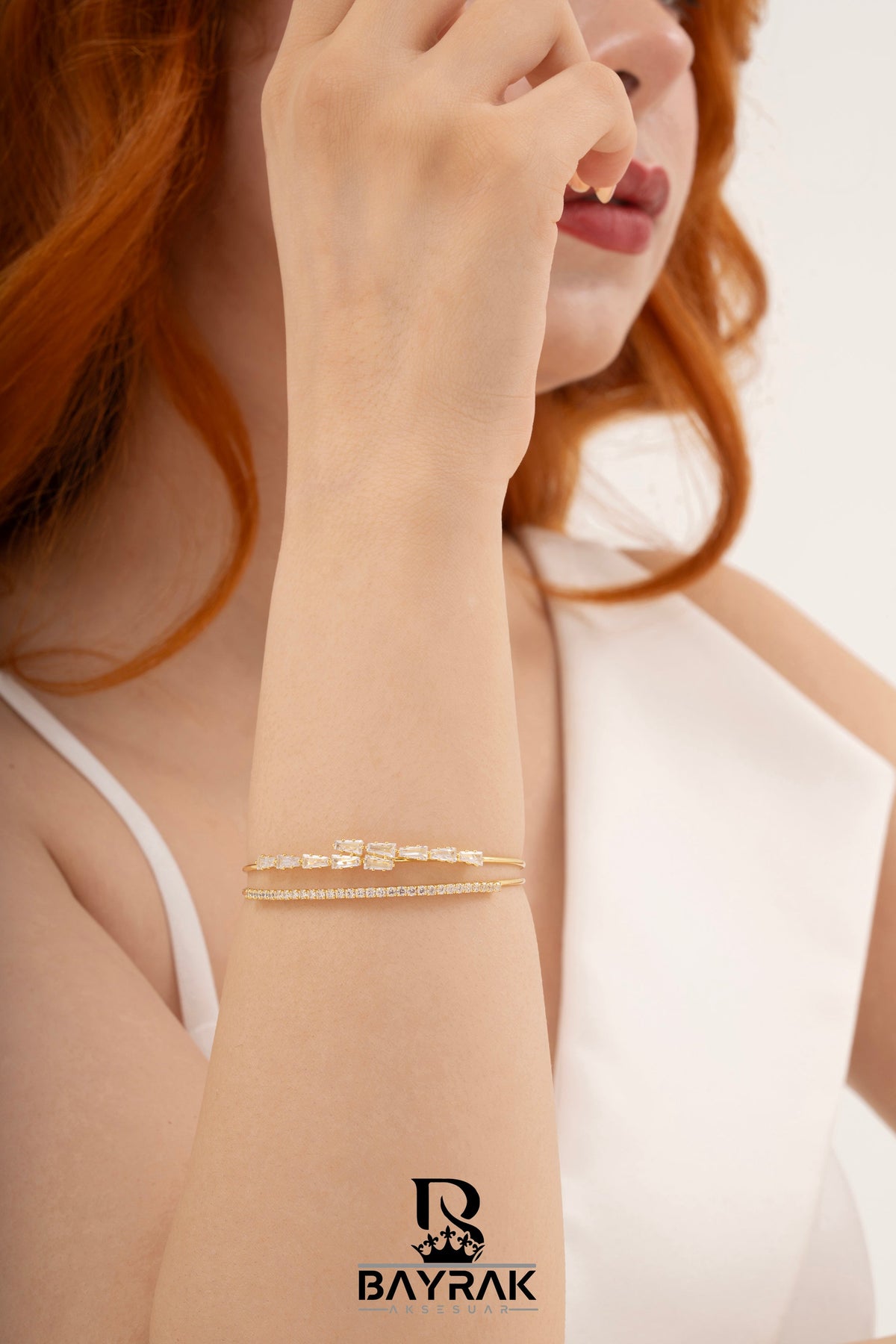 Impera -102- Kelepce Crystal-Style Fashion Bracelet product photo 4