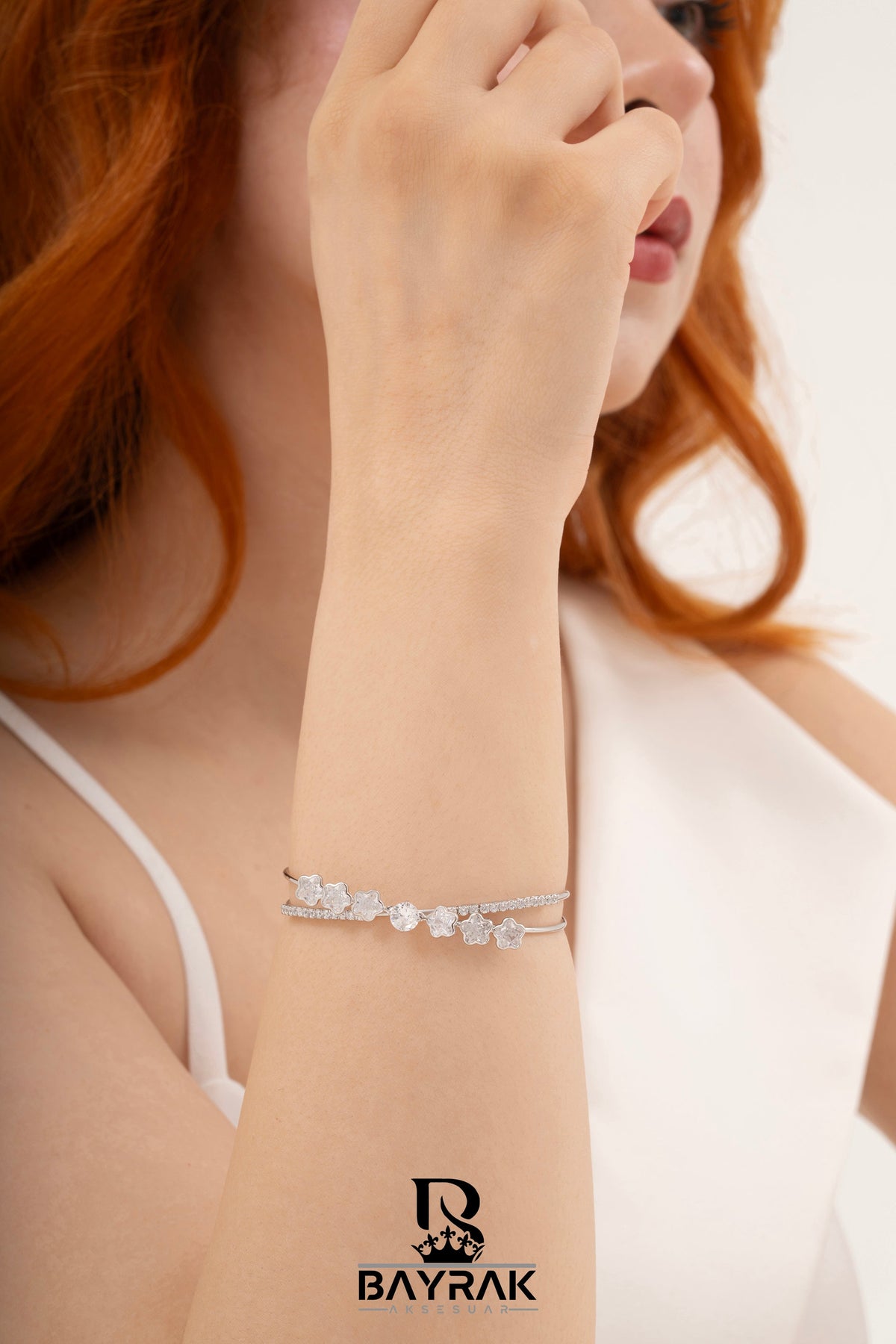 Impera -110- Kelepce Crystal-Style Fashion Bracelet product photo 2