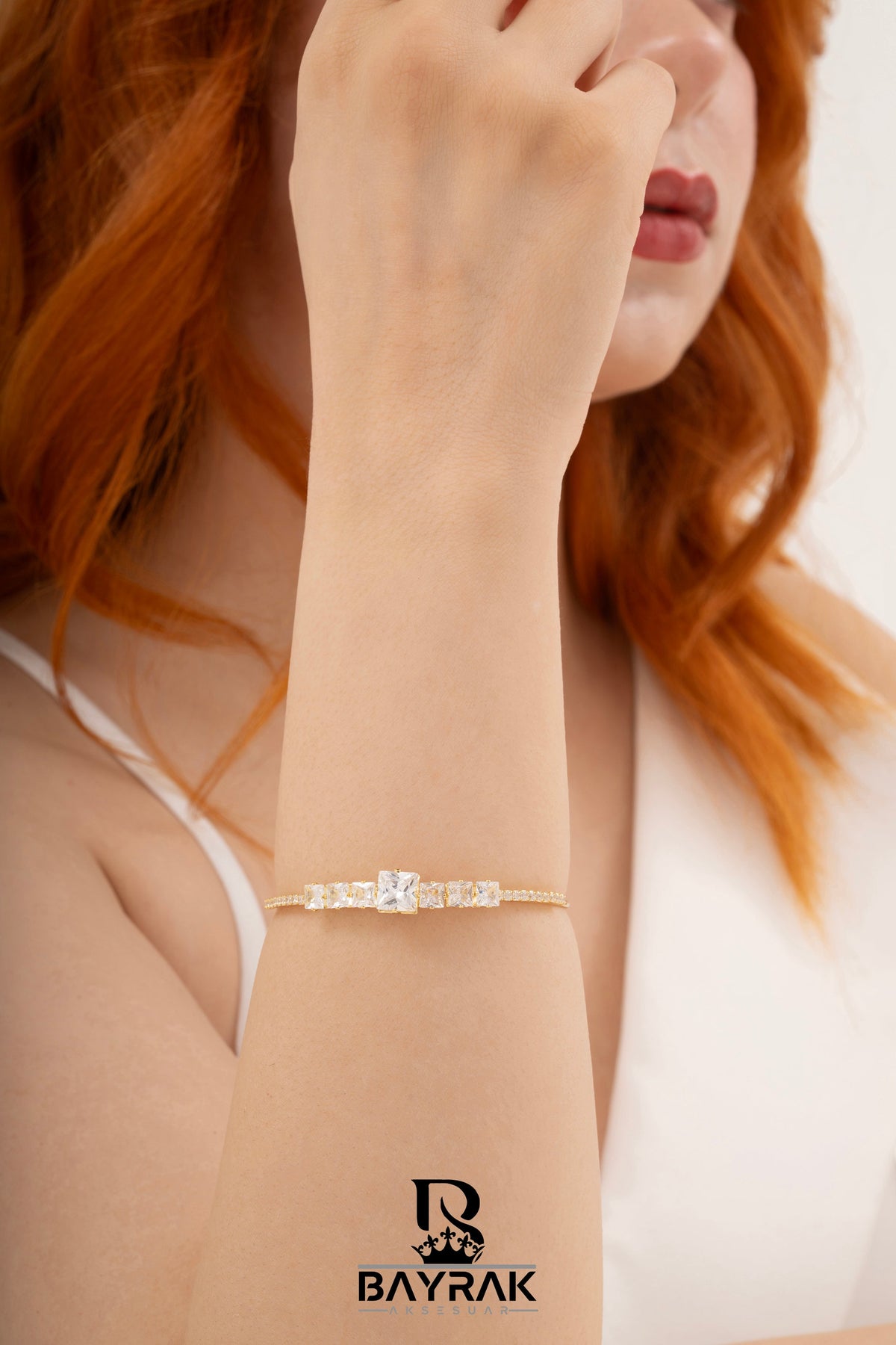 Impera -118- Kelepce Crystal-Style Fashion Bracelet product photo 4