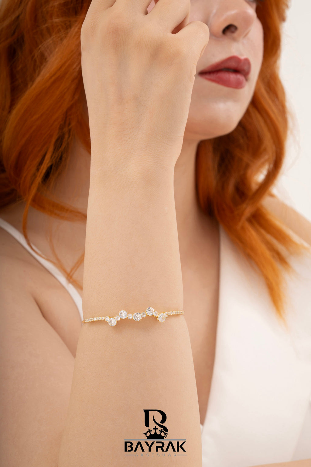 Impera -132- Kelepce Crystal-Style Fashion Bracelet product photo 4