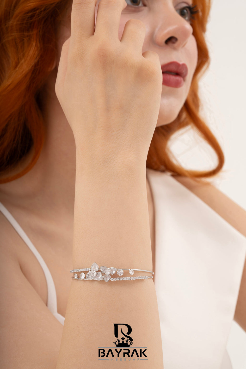 Impera -90- Kelepce Crystal-Style Fashion Bracelet product photo 2
