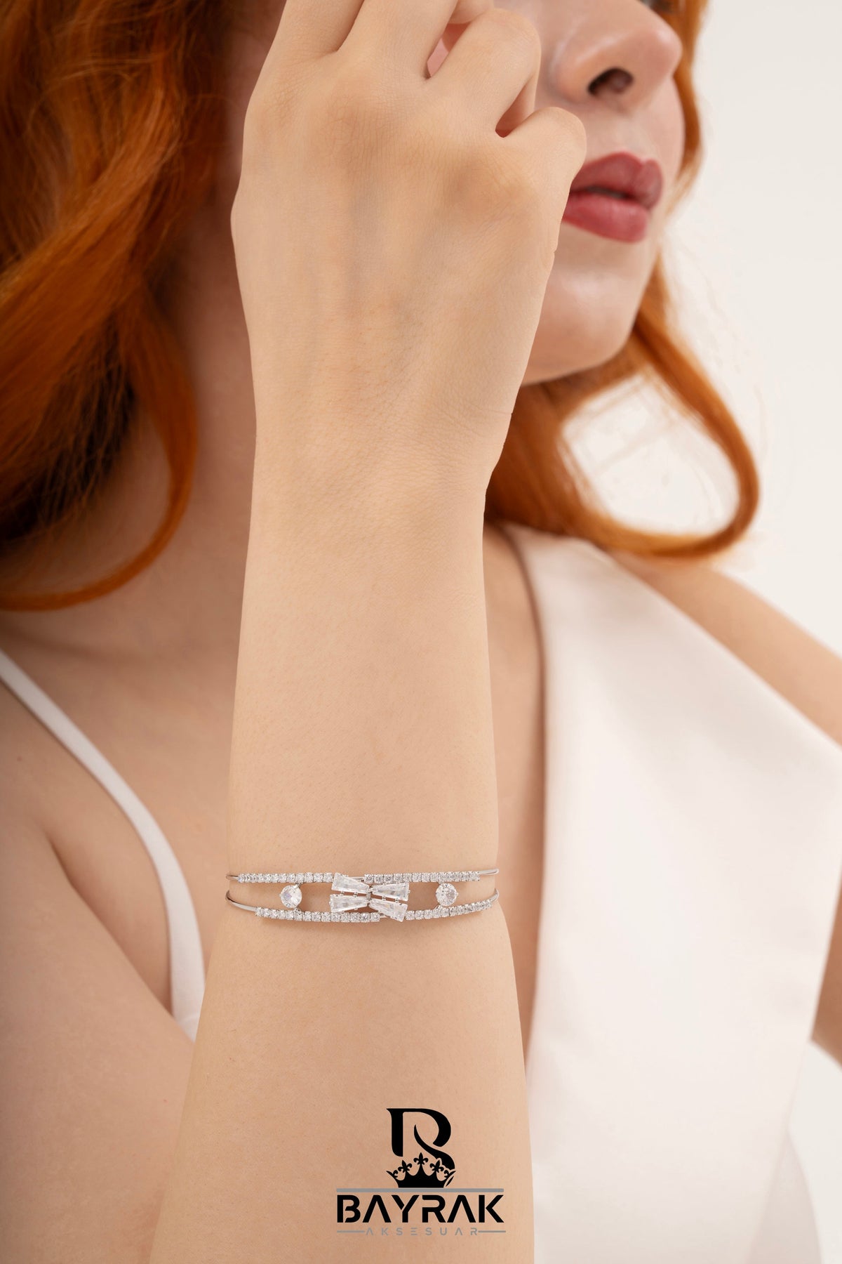 Impera -96- Kelepce Crystal-Style Fashion Bracelet product photo 2