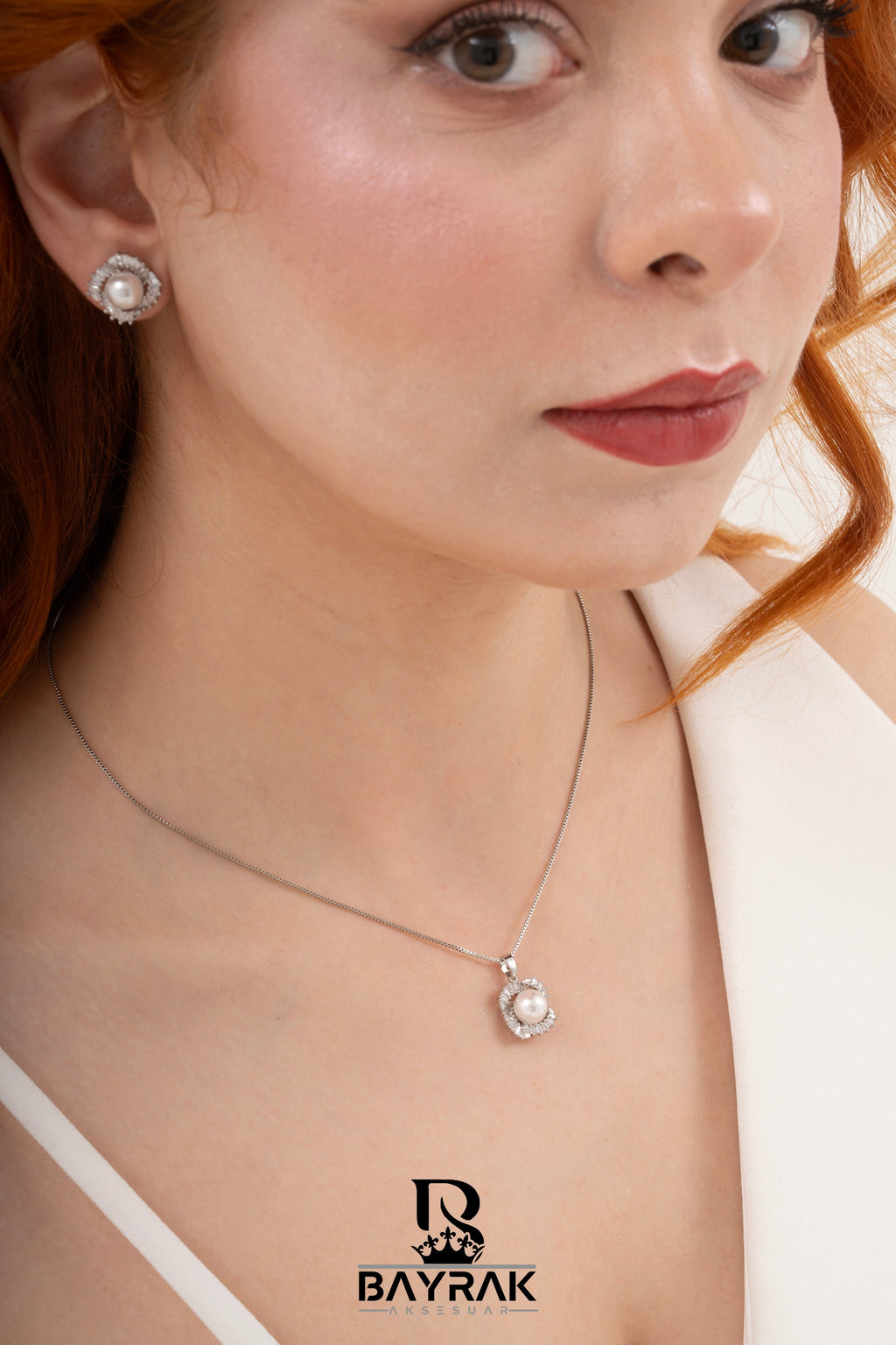 Lumi -182- Crystal-Style Fashion Jewelry Set product photo 2