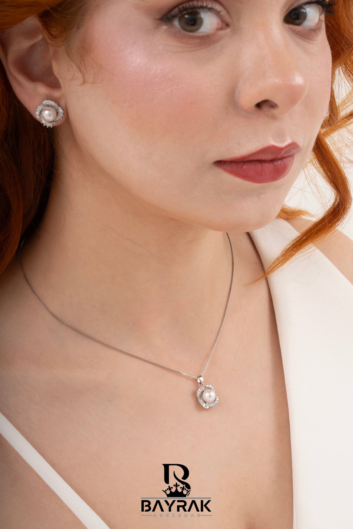 Lumi -182- Crystal-Style Fashion Jewelry Set product photo 2