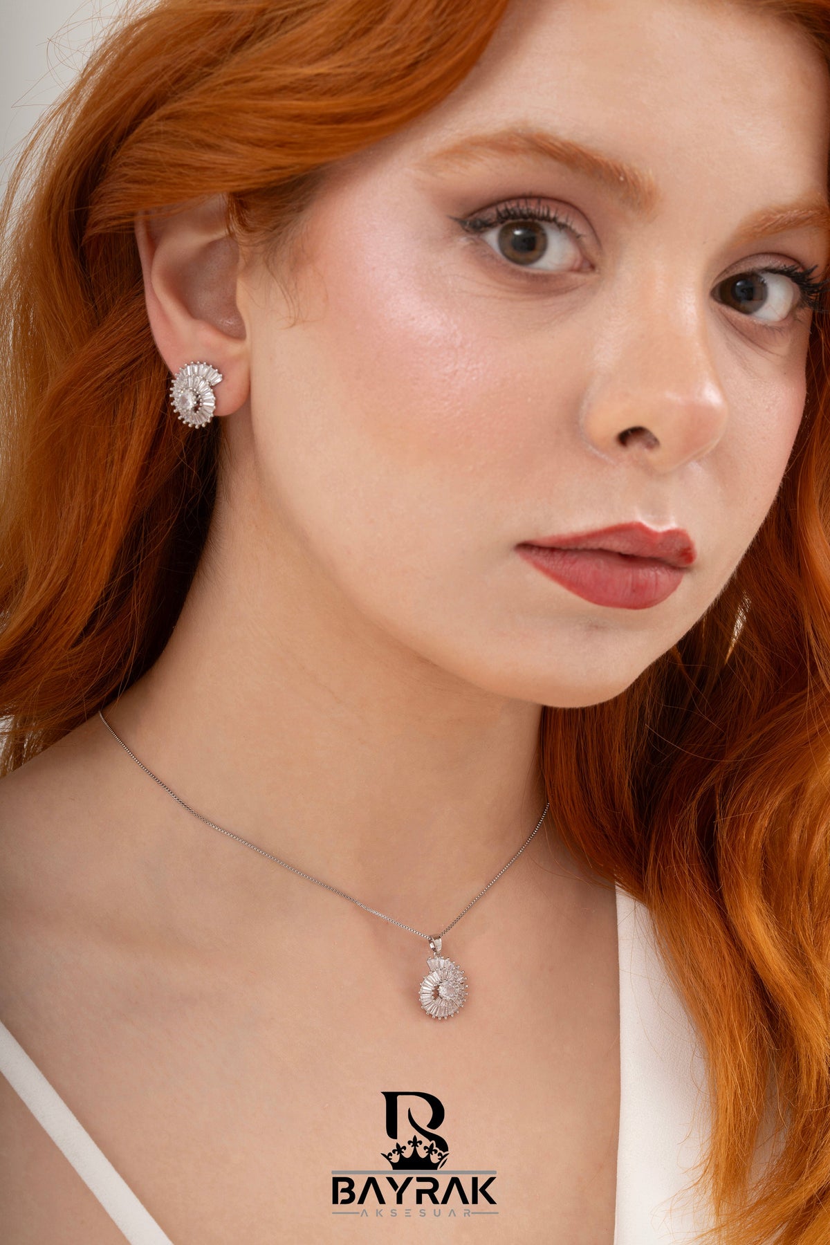 Lumi -184- Crystal-Style Fashion Jewelry Set product photo 2