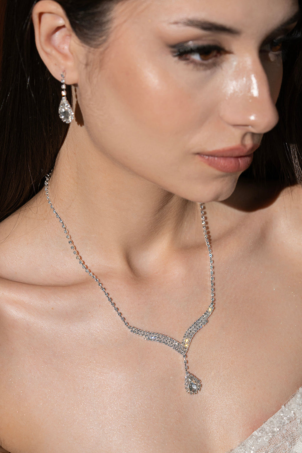 Lumos 920 Crystal-Style Fashion Jewelry Set product photo 1