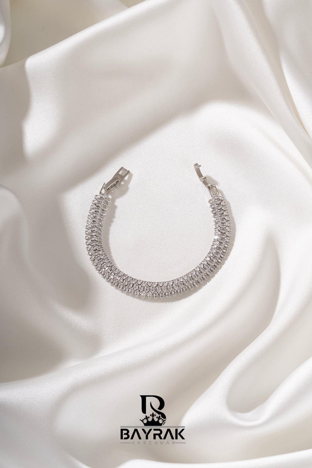 Mirel 340 Crystal-Style Fashion Bracelet product photo 1