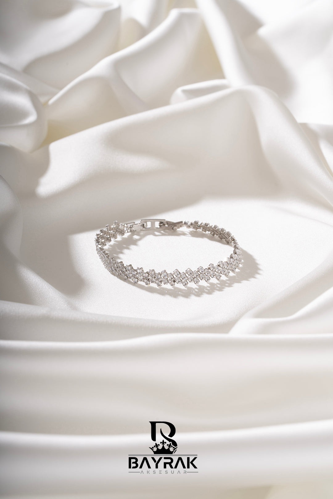 Mirel 350 Crystal-Style Fashion Bracelet product photo 1